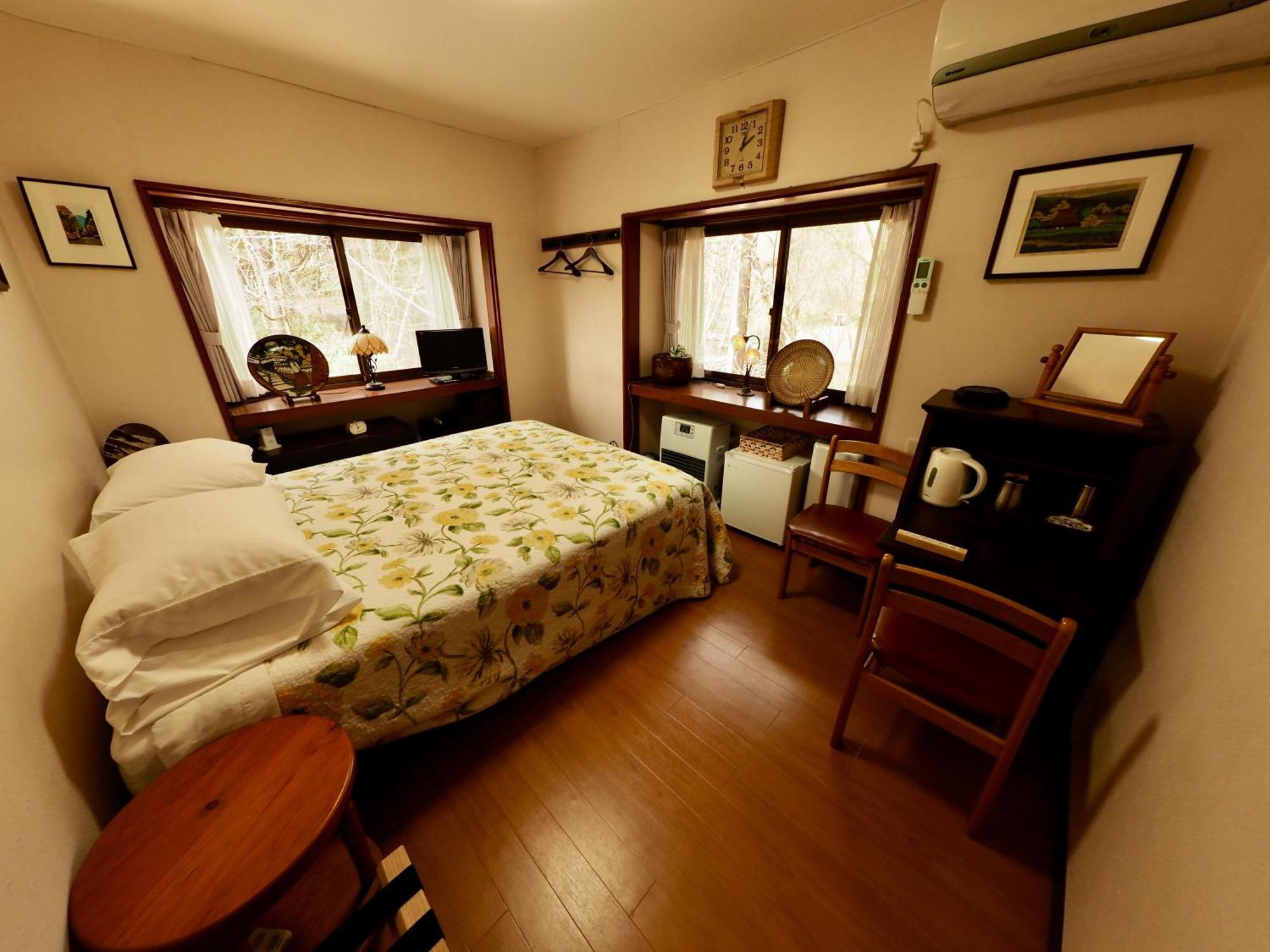 Gableview Forest Inn ゲーブルビュー Нико Екстериор снимка